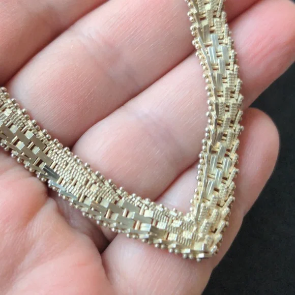 Vintage 925 sterling silver Riccio V-shape Chevron necklace - Picture 3 of 11